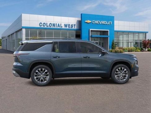 Used 2026 Chevrolet Traverse LT w/ Sun and Wheel Package AWD/4WD image 10