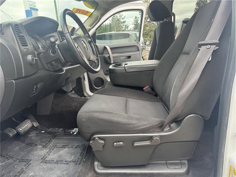 Used 2010 Chevrolet Silverado 1500 LT image 23