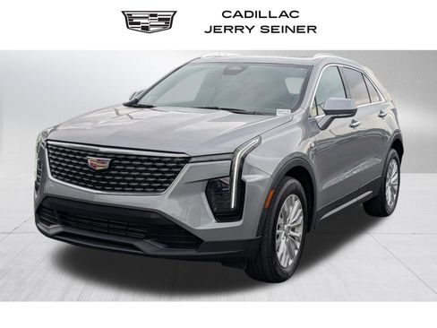 Used 2024 Cadillac XT4 Luxury w/ Cold Weather Package AWD/4WD image 1