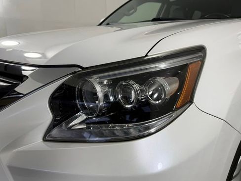 Used 2015 Lexus GX 460 AWD/4WD image 12
