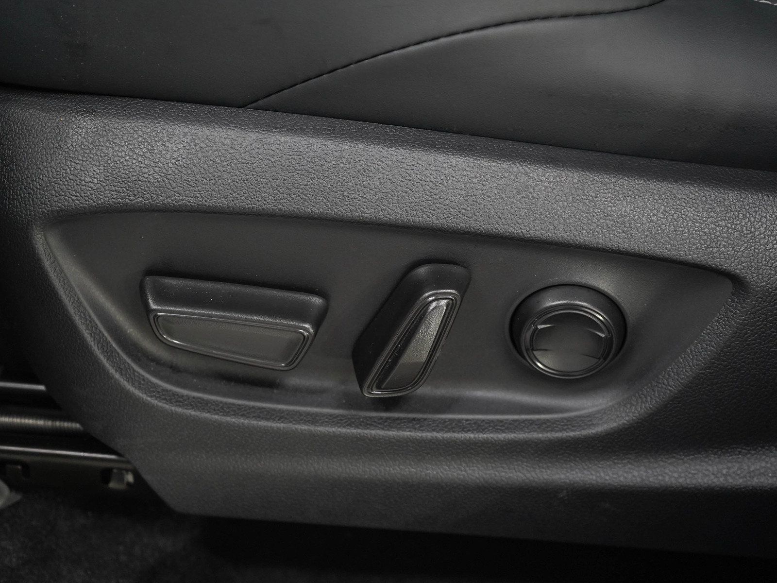 Certified 2026 Toyota bZ AWD/4WD image 24