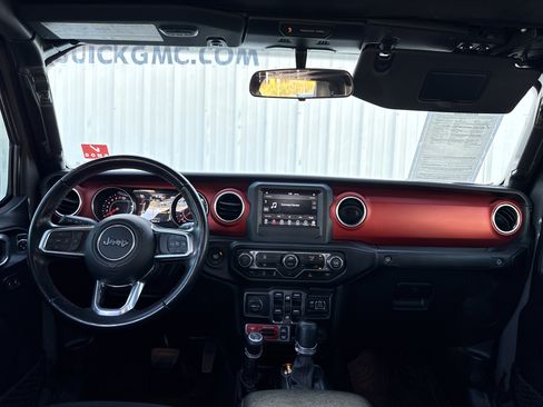 Used 2020 Jeep Gladiator Rubicon w/ Trailer Tow Package image 29