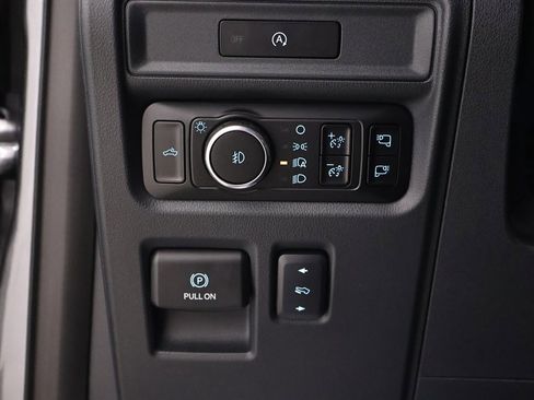 Used 2025 Ford F150 Lariat w/ Equipment Group 502A High image 27