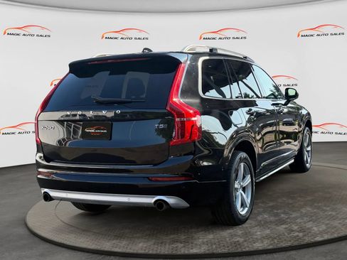 Used 2018 Volvo XC90 T5 Momentum w/ Convenience Package AWD/4WD image 10