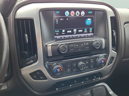 Used 2017 GMC Sierra 1500 SLT w/ SLT Premium Package image 17