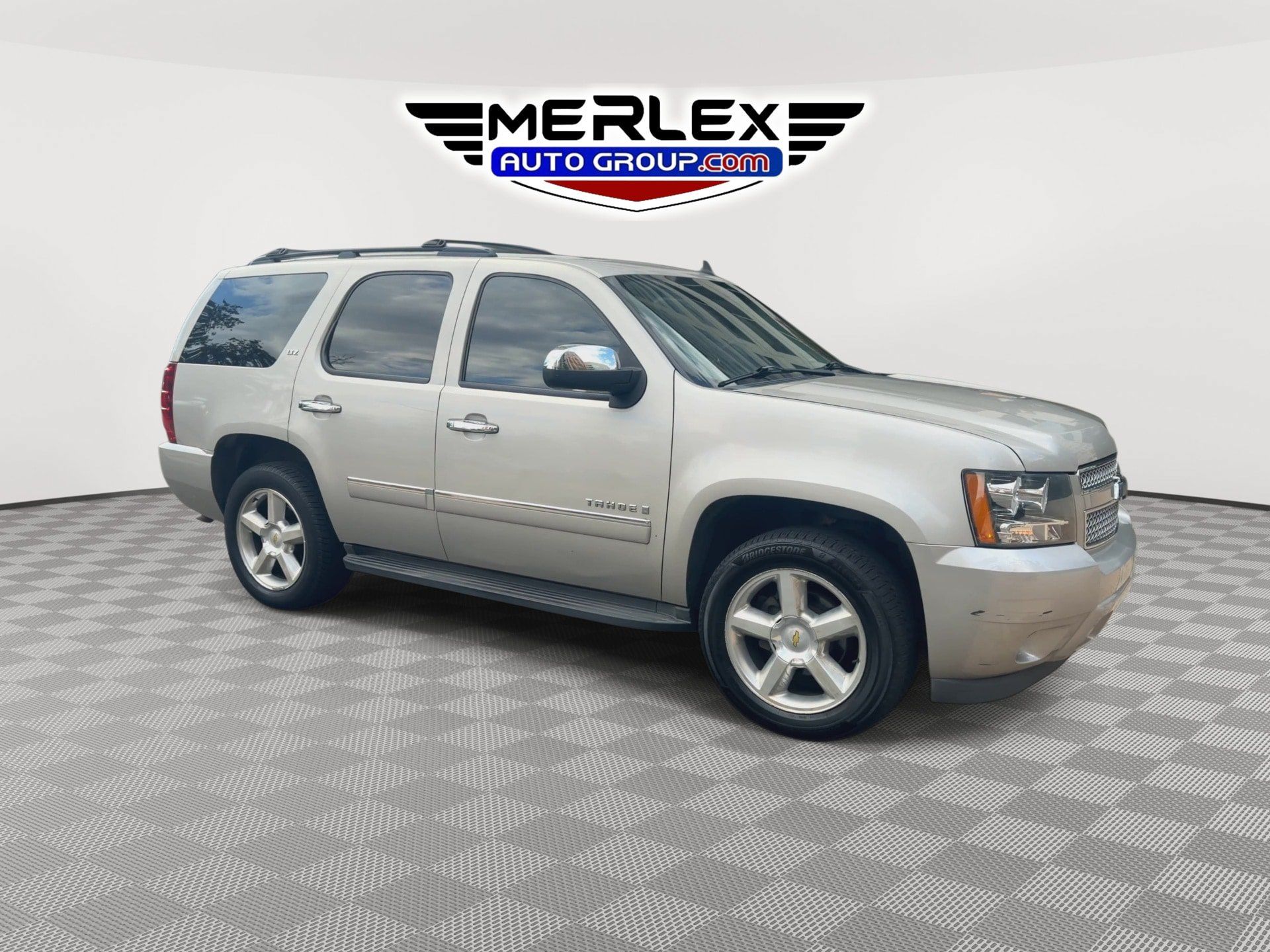 Used 2009 Chevrolet Tahoe LTZ AWD/4WD image 2