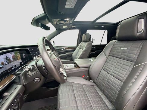 Certified 2024 Cadillac Escalade Premium Luxury Platinum image 27