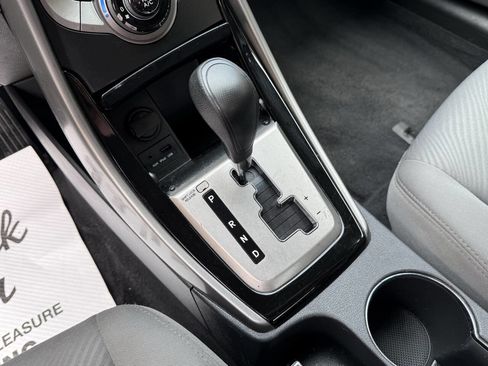 Used 2013 Hyundai Elantra GLS image 28