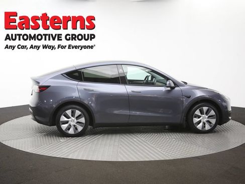 Used 2023 Tesla Model Y Long Range AWD/4WD image 41