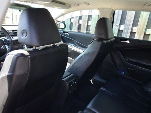 Used 2010 Volkswagen Passat Komfort image 27