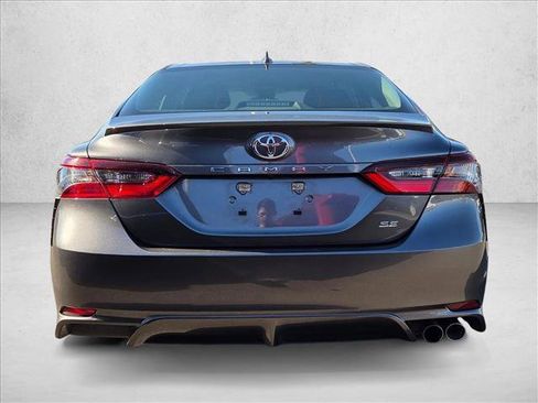 Used 2023 Toyota Camry SE image 7