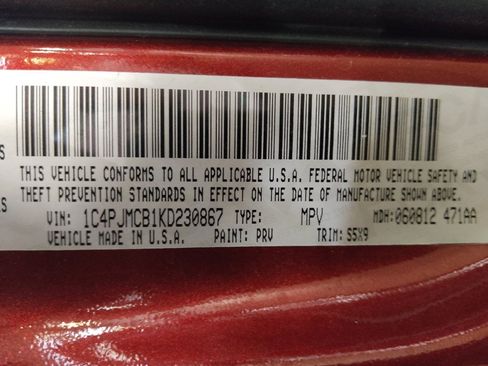 Used 2019 Jeep Cherokee Latitude w/ Cold Weather Group image 33