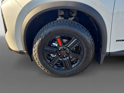 New 2026 Nissan Rogue SV AWD/4WD image 9