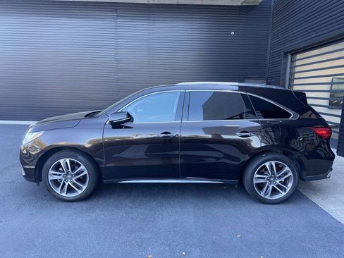 Used 2018 Acura MDX SH-AWD w/ Advance Package image 2