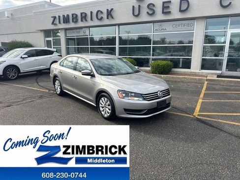 Used 2013 Volkswagen Passat 2.5 S FWD image 1