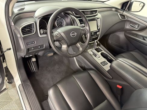 Used 2023 Nissan Murano SV AWD/4WD image 4