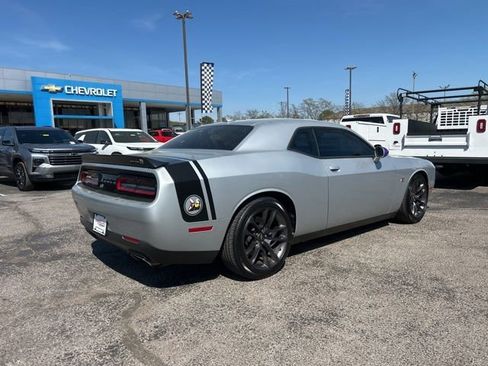 Used 2022 Dodge Challenger R/T Scat Pack w/ Driver Convenience Group image 3