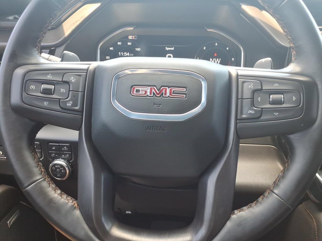 Used 2024 GMC Sierra 1500 AT4 w/ Technology Package AWD/4WD image 27