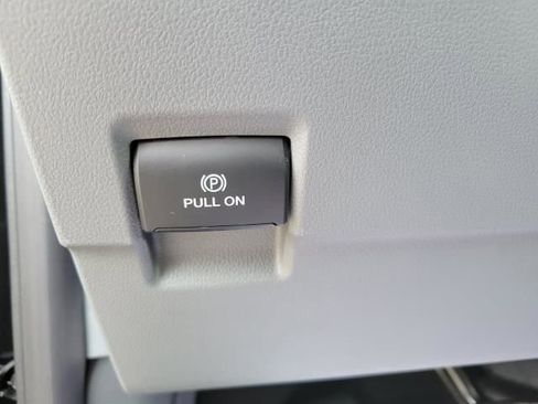 New 2025 Ford F250 XL w/ 360-Degree Camera Package image 17