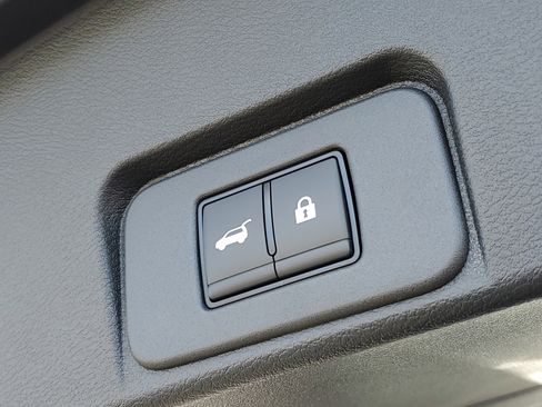 New 2026 Nissan Rogue Platinum image 33