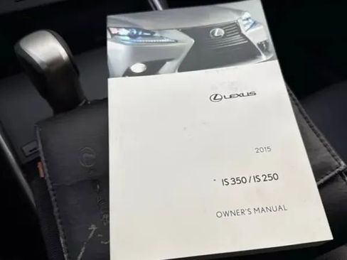 Used 2015 Lexus IS 250 RWD image 20