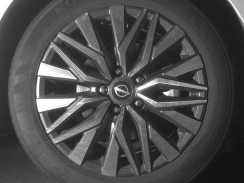 Used 2025 Nissan Altima 2.5 SV image 13