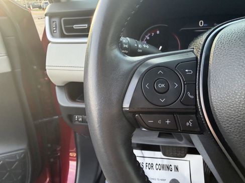 Used 2019 Toyota RAV4 Limited w/ Cold Weather Package image 24