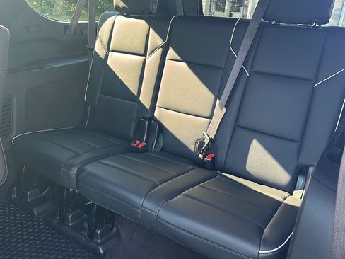 Used 2023 Cadillac Escalade ESV Sport AWD/4WD image 20