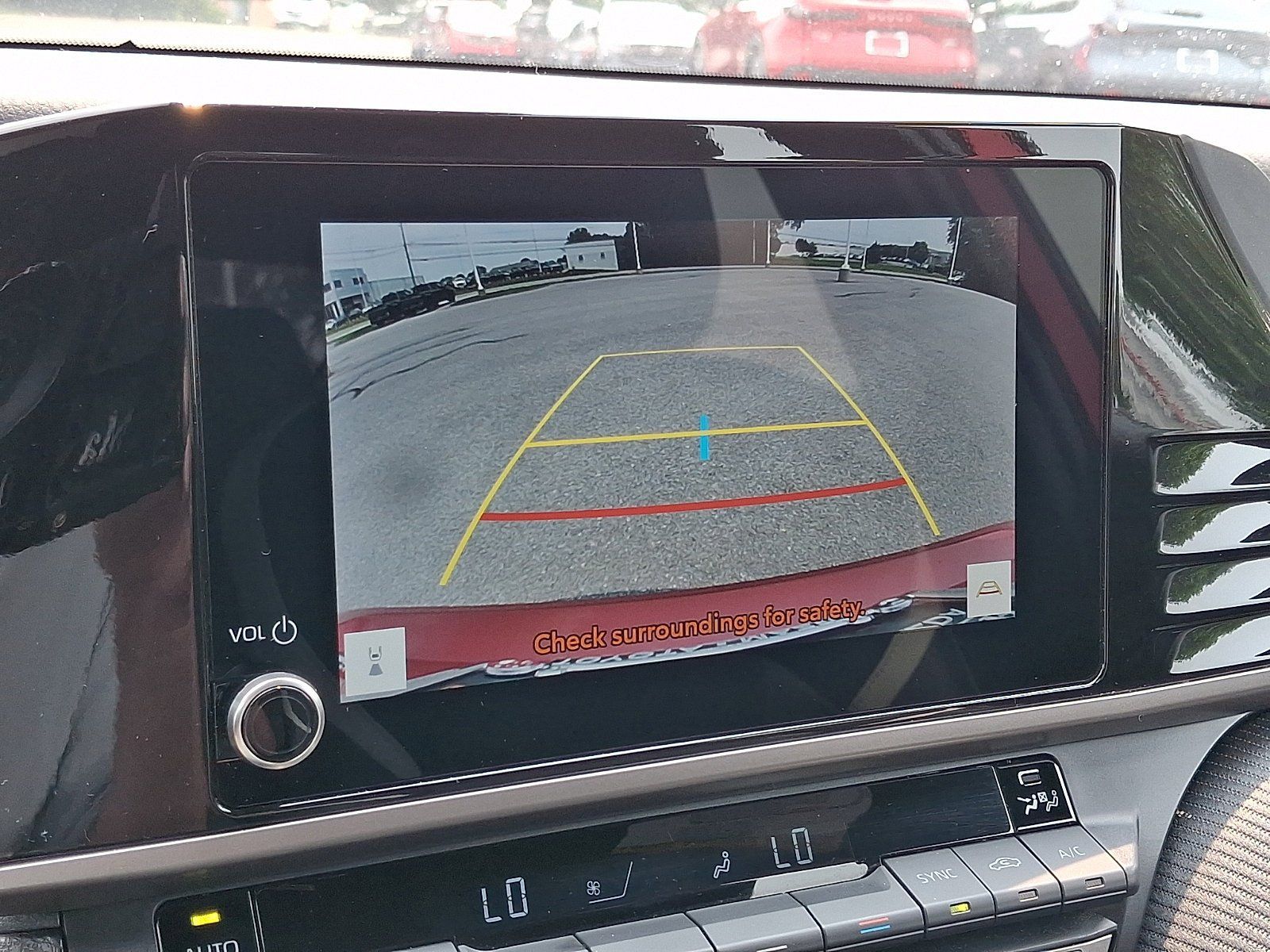 Used 2025 Toyota Camry SE FWD image 19