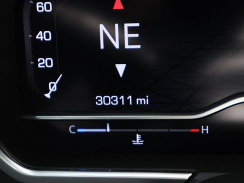 Used 2024 GMC Sierra 3500 Denali Ultimate AWD/4WD image 15