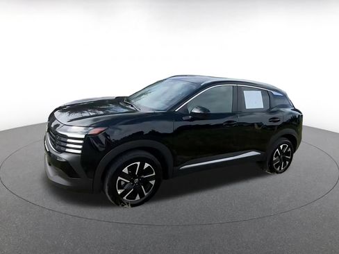 Used 2026 Nissan Kicks SV w/ Cold Weather Package AWD/4WD image 7