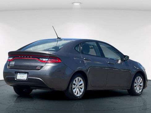 Used 2014 Dodge Dart SXT FWD image 2