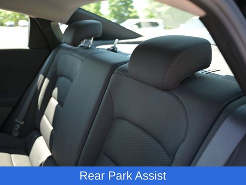 Used 2022 Chevrolet Malibu RS FWD image 30