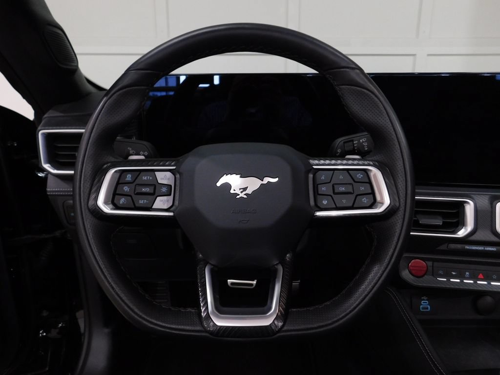 Used 2025 Ford Mustang GT Premium RWD image 50