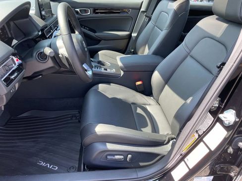 Certified 2025 Honda Civic Sport image 12