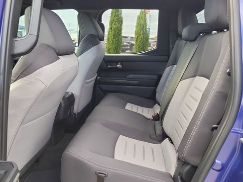 Used 2025 Toyota Tacoma TRD Off-Road image 10