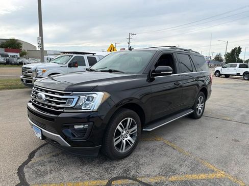 Used 2020 Ford Expedition XLT w/ Equipment Group 202A AWD/4WD image 1
