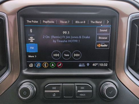 Used 2019 Chevrolet Silverado 1500 High Country w/ Technology Package image 13