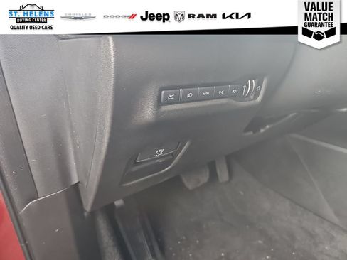 Used 2025 Jeep Wagoneer S Limited AWD/4WD image 14