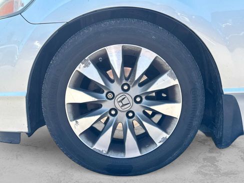 Used 2010 Honda Civic EX-L image 12