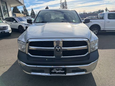Used 2017 RAM 1500 ST w/ SXT Appearance Group image 9