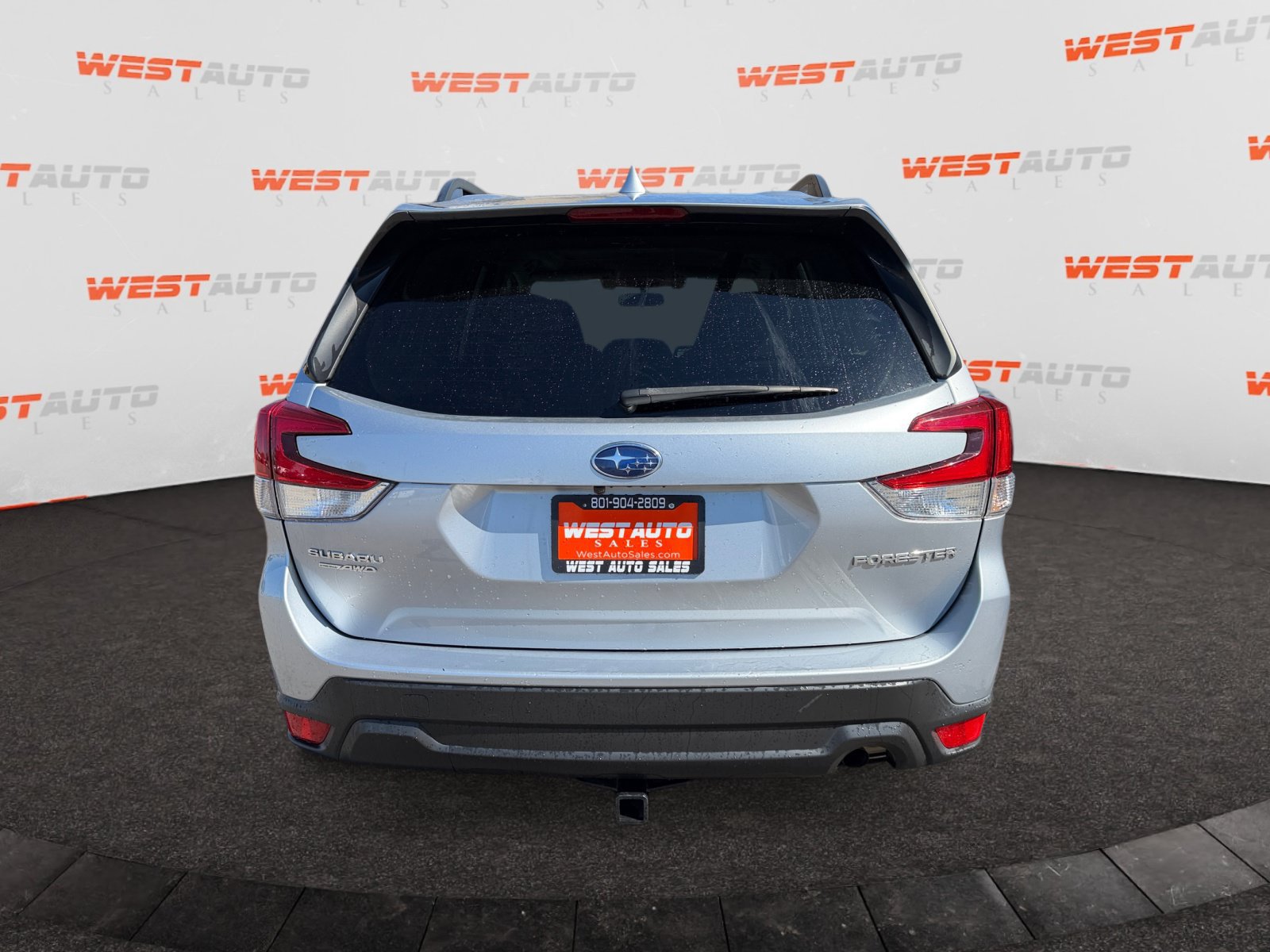 Used 2020 Subaru Forester Premium AWD/4WD image 4