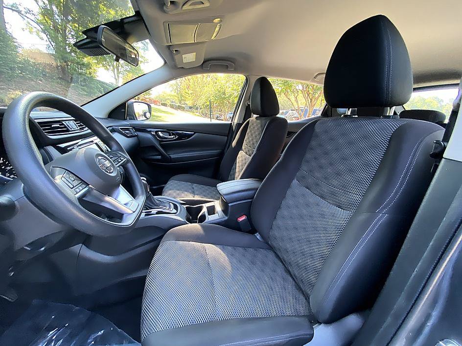 Used 2019 Nissan Rogue Sport SV AWD/4WD image 11