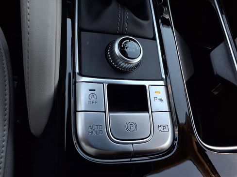 Used 2024 Kia Telluride SX image 22