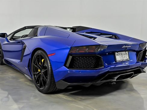 Used 2014 Lamborghini Aventador LP 700-4 AWD/4WD image 10