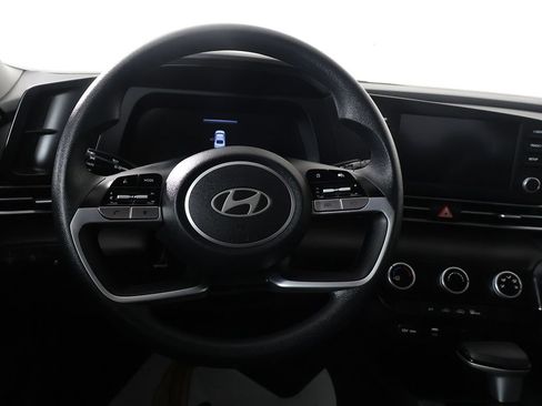 Used 2026 Hyundai Elantra SE w/ Cargo Package FWD image 32