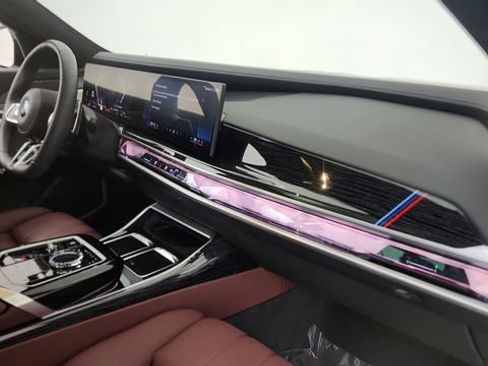 Used 2026 BMW 740i w/ Premium Package RWD image 49