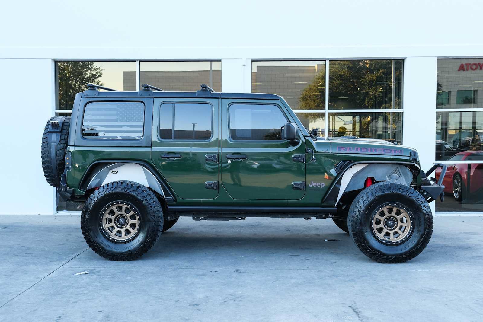Used 2021 Jeep Wrangler Unlimited Rubicon AWD/4WD image 11