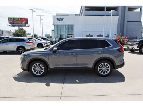 Used 2024 Honda CR-V EX image 3