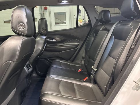 Used 2023 GMC Terrain SLT w/ Infotainment Package II AWD/4WD image 25
